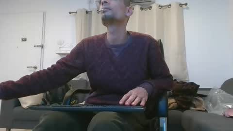 Snapshot of crazymen0101 chatting on 12/12/24, 09:19 crazymen0101 online show from 12/12/24, 09:19