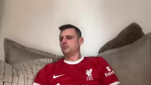 Snapshot of crazynicky chatting on 02/12/25, 10:26 Nicky online show from 02/12/25, 10:26