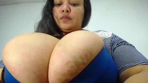 diosalinda online show from 04/30/26, 02:18