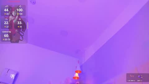 Snapshot of crazyorange4 chatting on 03/09/25, 01:26 You can ask online show from 03/09/25, 01:26