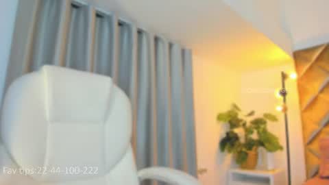 Snapshot of crazyorange4 chatting on 07/04/26, 09:48 You can ask online show from 07/04/26, 09:48