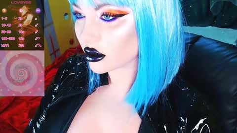 Roxy online show from 01/18/26, 02:10