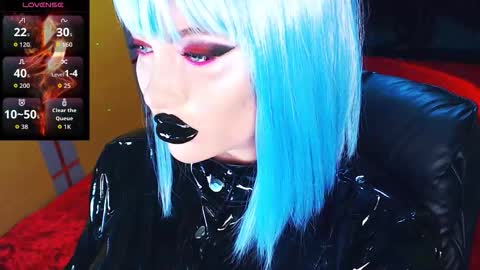 Roxy online show from 03/11/26, 02:56