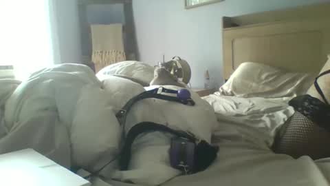 crazyshitalldayy online show from 09/10/25, 03:34