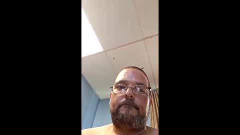Snapshot of crazytrain1981 chatting on 10/03/25, 03:31 crazytrain1981 online show from 10/03/25, 03:31