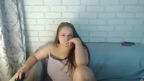 Crazyy Girl  online show from 01/20/25, 04:45