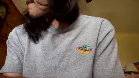 cre4tureofh4bit online show from 03/28/26, 06:40