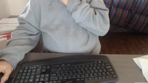 Creamormilk online show from 09/16/25, 02:07