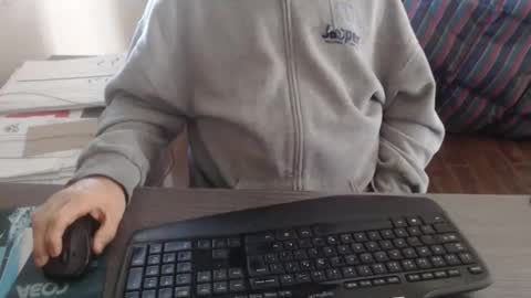 Creamormilk online show from 10/02/25, 05:09