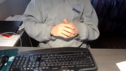 Creamormilk online show from 11/11/25, 01:44