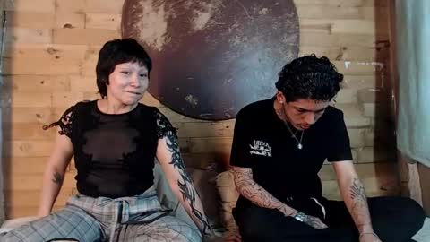  CAMILA Y SEBASTIAN online show from 01/18/25, 02:58