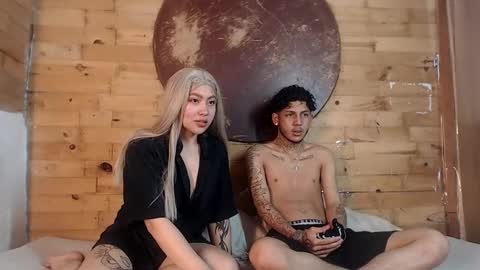  CAMILA Y SEBASTIAN online show from 02/10/25, 03:13