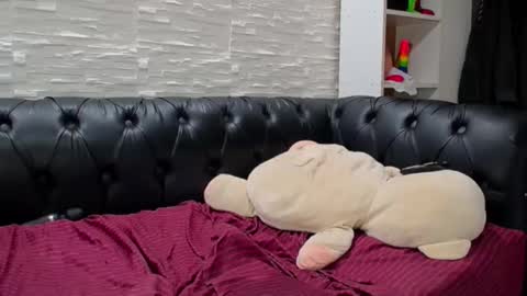 CreampiEnacia online show from 12/21/25, 03:41