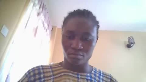 Snapshot of creampygal chatting on 10/01/25, 09:15 SUSAN online show from 10/01/25, 09:15