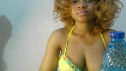 Snapshot of creamy_babyx chatting on 05/21/26, 07:04 Creamy babyx online show from 05/21/26, 07:04