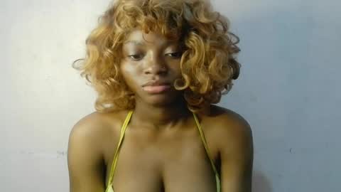 Snapshot of creamy_babyx chatting on 06/23/26, 08:51 Creamy babyx online show from 06/23/26, 08:51
