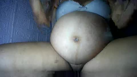 Snapshot of creamy_cunt4uxx chatting on 05/05/26, 04:26 my pussy always wet online show from 05/05/26, 04:26