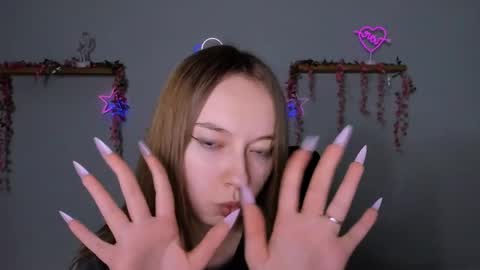 evaaaaaa 3 online show from 05/10/26, 11:43