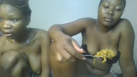 creamy_pie1 online show from 04/16/26, 10:16