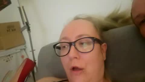 Snapshot of creamybiscuits12 chatting on 03/15/26, 08:59 creamybiscuits12 online show from 03/15/26, 08:59