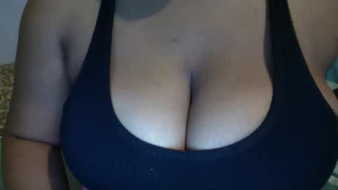 Snapshot of creamycocobabe chatting on 01/24/25, 08:54 CreamyCocoBabe online show from 01/24/25, 08:54