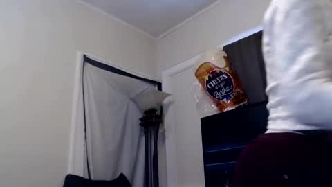 CreamyExotica online show from 02/21/25, 04:59