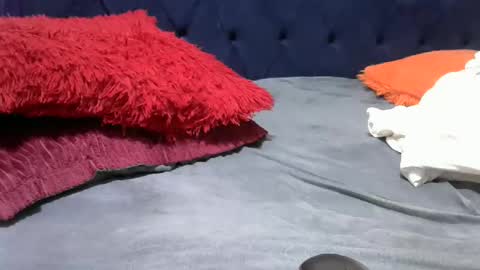 Snapshot of creamymomma chatting on 12/05/25, 09:18 verah online show from 12/05/25, 09:18