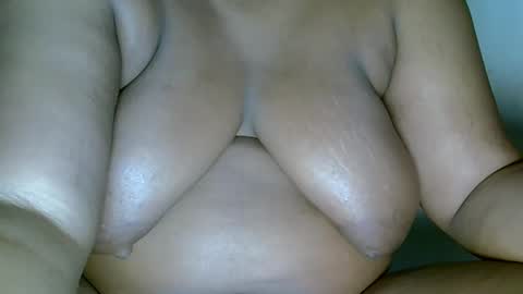 creamyposh1 online show from 04/04/26, 04:00