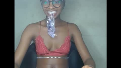 creamyxmuffin online show from 09/21/25, 08:10