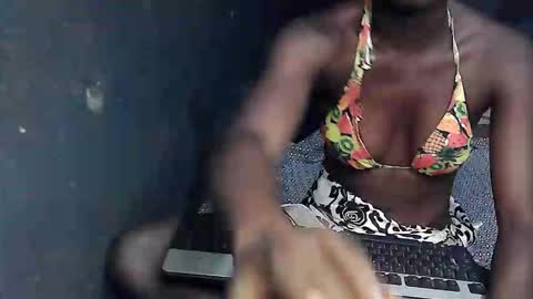 creamyxsugar online show from 02/15/26, 03:47