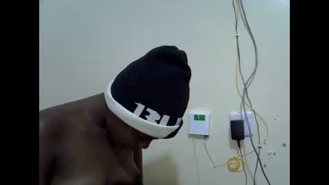 Snapshot of creamyypussyy chatting on 10/05/25, 08:18 creamyypussyy online show from 10/05/25, 08:18