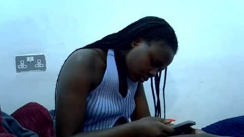 Snapshot of creamyypussyy chatting on 07/05/26, 04:19 creamyypussyy online show from 07/05/26, 04:19