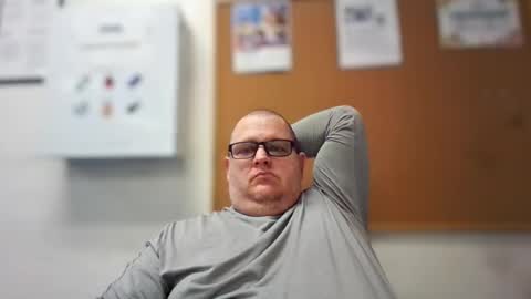 The hopeless romantic online show from 02/08/26, 01:31