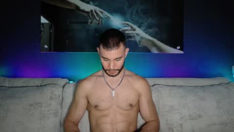 CRHISTIAN online show from 02/10/26, 03:32