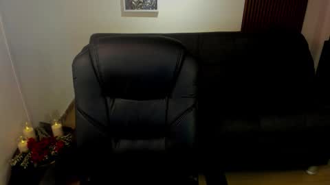 Tatiana  online show from 10/24/25, 03:58