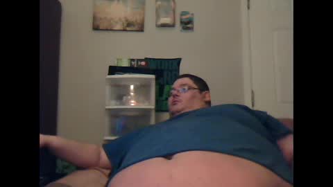 Snapshot of crimsonducki chatting on 10/13/25, 12:54 Duckie online show from 10/13/25, 12:54