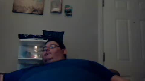 Snapshot of crimsonducki chatting on 11/18/25, 02:50 Duckie online show from 11/18/25, 02:50