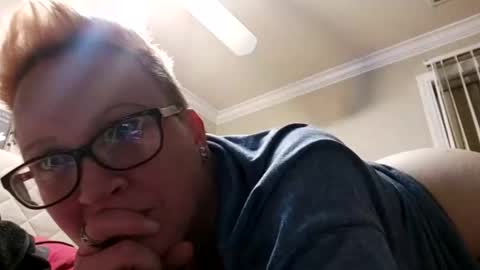 Snapshot of crimsonrose444 chatting on 01/11/25, 08:11 Tulip online show from 01/11/25, 08:11