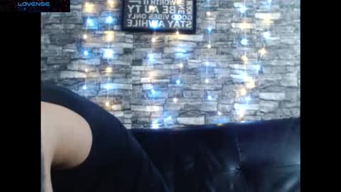 Snapshot of cris_angel01 chatting on 09/10/25, 05:18 Cris online show from 09/10/25, 05:18