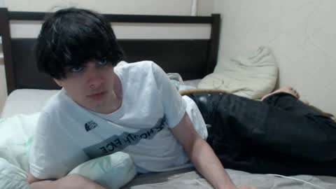 Snapshot of cris_peace chatting on 11/26/25, 10:55 JOIN IN A FAN CLUB AND YOU WILL HAVE 90 OF MY PHOTOVIDEO FREE FANSLY - online show from 11/26/25, 10:55