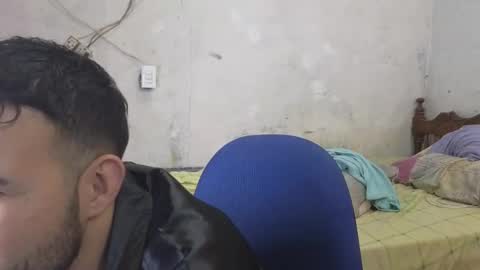 Snapshot of cris_simons chatting on 12/01/24, 07:36 cris_simons online show from 12/01/24, 07:36