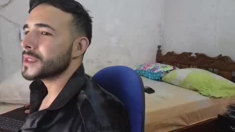 Snapshot of cris_simons chatting on 12/03/24, 01:52 cris_simons online show from 12/03/24, 01:52