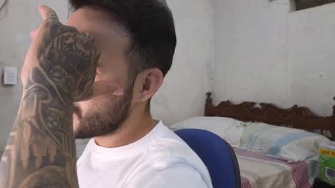 Snapshot of cris_simons chatting on 12/12/24, 03:32 cris_simons online show from 12/12/24, 03:32