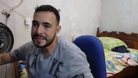 Snapshot of cris_simons chatting on 12/24/24, 01:49 cris_simons online show from 12/24/24, 01:49