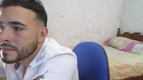 Snapshot of cris_simons chatting on 01/26/25, 08:45 cris_simons online show from 01/26/25, 08:45