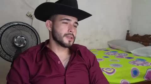 Snapshot of cris_simons chatting on 02/21/25, 12:05 cris_simons online show from 02/21/25, 12:05