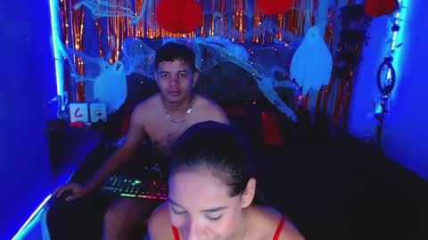 CRISANDMERY online show from 10/19/25, 03:51