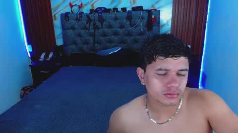 CRISANDMERY online show from 02/20/26, 05:37