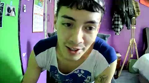 Snapshot of crisanto669 chatting on 05/23/26, 04:33 Crisanto online show from 05/23/26, 04:33