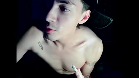 Snapshot of crisanto669 chatting on 05/27/26, 01:57 Crisanto online show from 05/27/26, 01:57